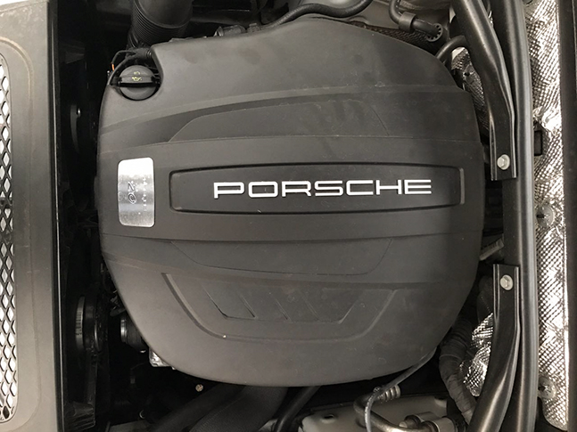 PorscheMacan